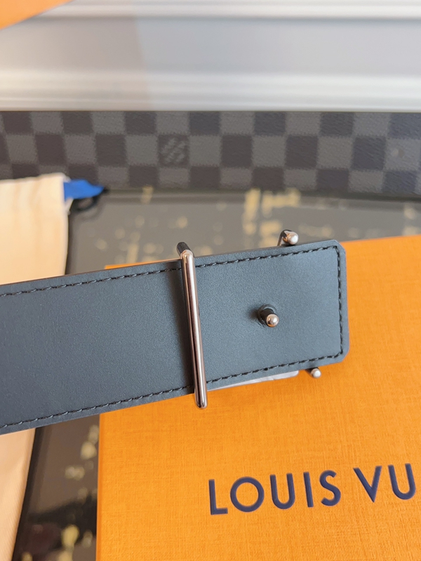 ルイヴィトンベルト全体デザイン